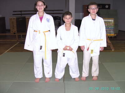 Freitag 02.07.10. Erste Kinder Jujutsu Kinder Kyu-Pr�fung in der TH Kopernikus-Str.