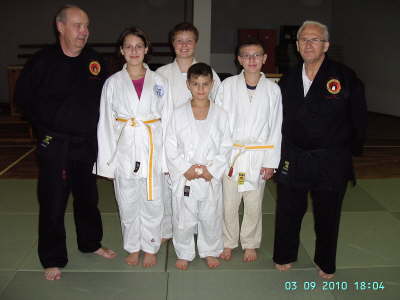 Freitag 02.07.10. Erste Kinder Jujutsu Kinder Kyu-Pr�fung in der TH Kopernikus-Str.