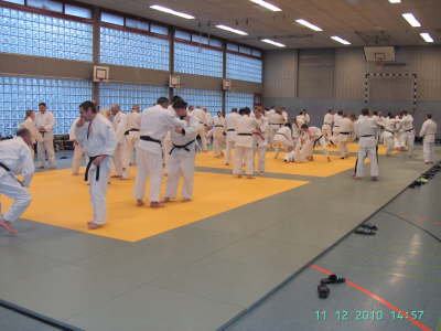 Samstag, 11.12.10. Offizielle �berreichung des 6. Dan in D�sseldorf an Georg Johannes Reinartz, dem 1. Vorsitzenden des Budo Club K�ln 1956/74 e. V.