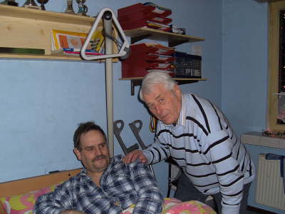 Sonntag, 23.12.07. Besuch von Paul Handrich in seinem Haus am Wildrosenweg