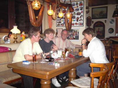 Freitag, 20.06.08. Kleine Feier in der "Fischer Klause", anl��lich der letzten �bungsstunden vor den Sommerferien.